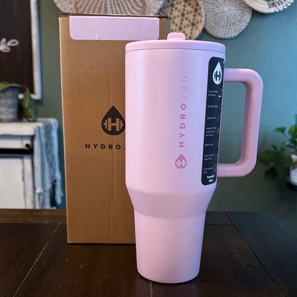 Hydrojug SWEET PEA Traveler (32oz)! New! Limited Edition!